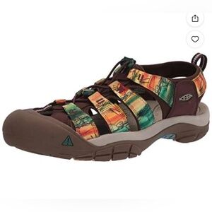 KEENS Men’s Newport H2 Closed Toe Water Sandals Size 8.5